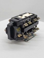 Square D 8501 DO-44 AC Control Relay 10A 4P 600V Series B 120/110V Coil