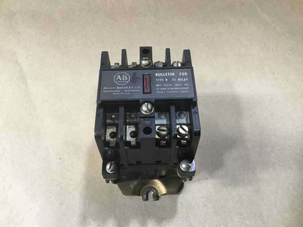 ALLEN BRADLEY AC RELAY 700-N200A1 SERIES B 120V COIL #110J58*CO