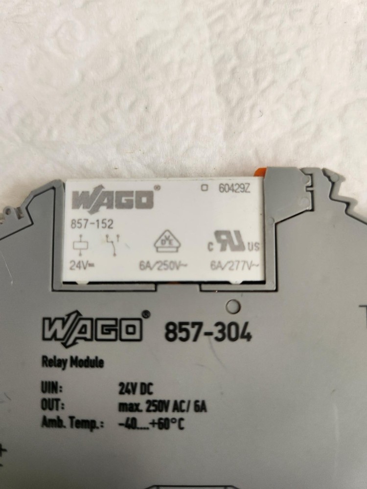 WAGO 857-152 24VDC Power Relay 6A 250VAC 5 Pins W/857-304 Relay Socket x 1 Set