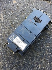GE General Electric Industrial Relay Magnetic Contactor CR120B-120 CR120B120