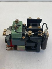 GE CR2811A211AE442 MACHINE TOOL RELAY 3NC 1NC POLE 230/250VDC NIB