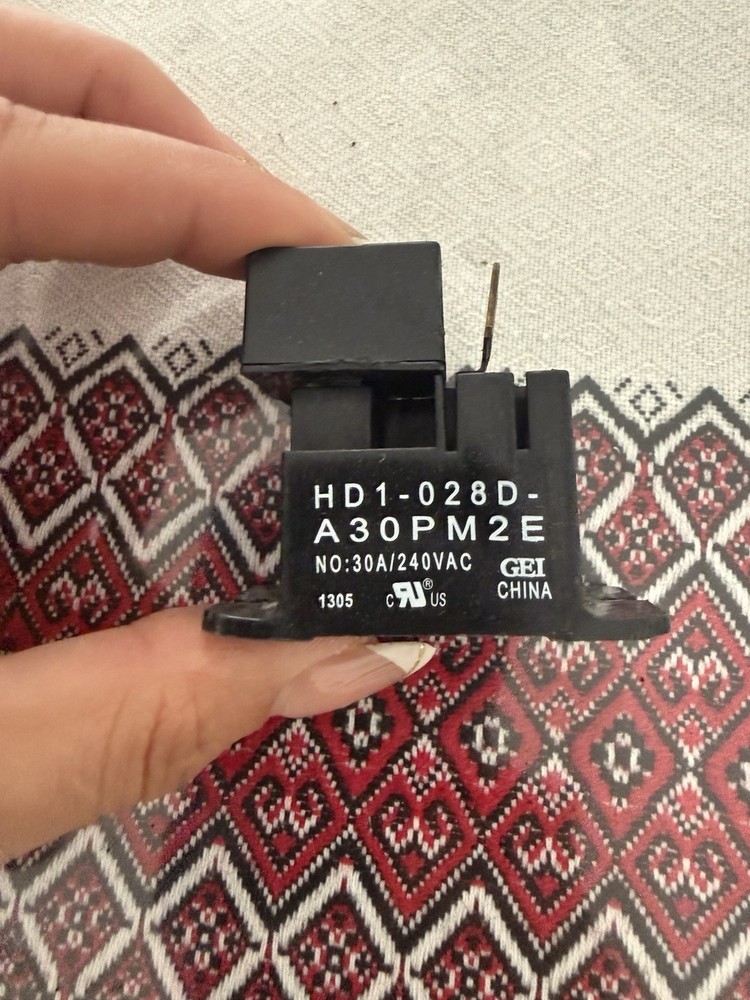 GEI HD1-028D-A30PM2E 30A 240VAC 2 Pole Contactor CRR9-5 Warren Technology HVAC
