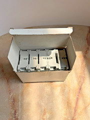 ALLEN-BRADLEY 700-HN101 11-Pin Relay Sockets Lot of 10 – NEW (OPEN BOX)