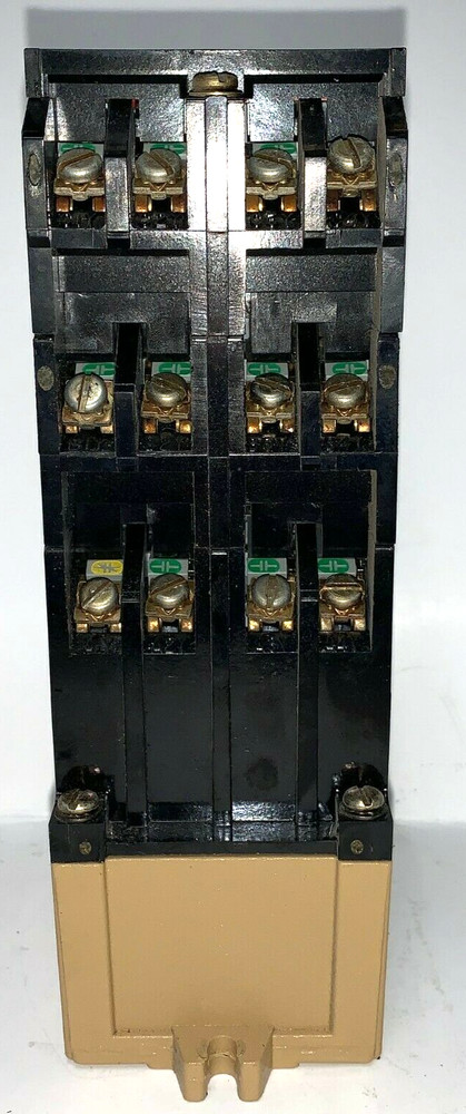ALLEN BRADLEY CONTROL RELAY 700-P1200A1 TYPE P 12 POLE 10 AMP 600 VOLT