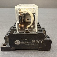 Allen Bradley 700-HF34A1 Series B Relay w/ Socket Base 700-HN139 10A Series A