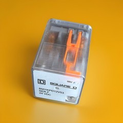 🔥 Square D 8501KPD12V53 Plug-In General Purpose Relay DPDT 12A 24VDC ~ 1 Unit🔥
