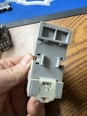SCHRACK PT570024 ICE CUBE RELAY 24V 24VDC COIL With Base
