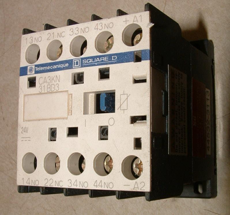 Square D CA3KN 31BD3 Contactor