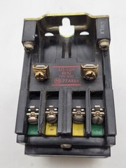 Allen-Bradley 700-R220A1 Bulletin 700 Electrically Held Relay 30A Coil 115-120V