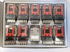 LOT OF 10 GENUINE OMRON RELAY # MY4-AC110-120 / MY4-AC110-120 (S)