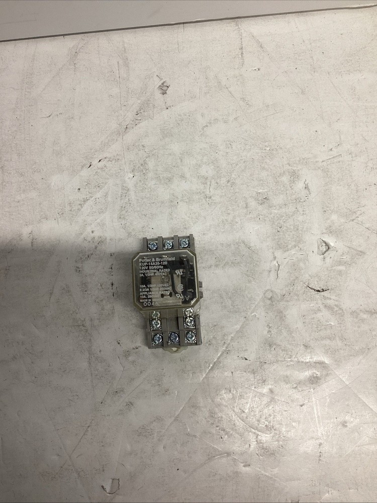 POTTER & BRUMFIELD RELAY KUP-14A35-120 W/ Base 27E893 I-264