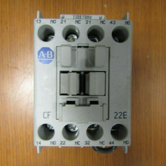😏ALLEN BRADLEY 20 AMP CONTROL RELAY 600 VAC 3 PHASE 700-CF220