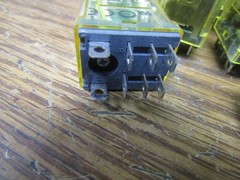 ✌ 9) IDEC RH2B-UL 8 BLADE RELAY 10A 300V 24VDC COIL LOT OF 9