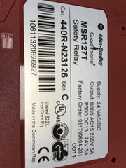 ALLEN BRADLEY Guardmaster Safety Relay 440R-N23126 SER C Used #140075