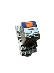 SCHRACK PT570024 ICE CUBE RELAY 24V 24VDC COIL With Base