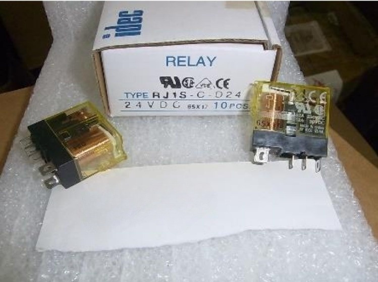 3 x RJ1S-C-D24 IDEC RJ Slim General Power Relay SPDT 12A 24VDC 3Pcs.