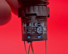 IDEC AL6-M Amber Orange Illuminated Push Button AL6M (TBI)