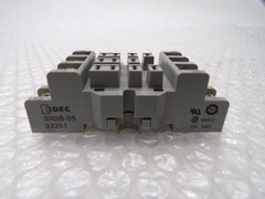 IDEC SR3B-05 RELAY BASE (AS PICTURED) NSNP
