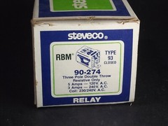 Steveco RBM Type 93 Relay 90-274 Three pole Double Throw 5 Amps-120V