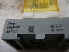 IDEC RR2P-UL RELAY 24VDC WITH SR2P-06 SOCKET BASE LOT OF 5