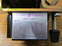 NEW NOS General Electric GE CR124Y0A2813 Magnetic Relay 120-600VAC 125/250VDC