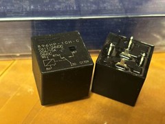 New 896HP-1CH-C 24VDC Automotive Relay 20A/15A 28VDC 5 Pins x 1pc