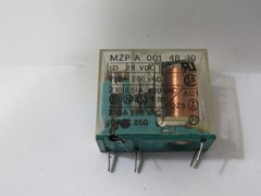 Feme MZPA0014810 Electromechanical Relay 28VDC 10(2.5)A 220VAC 5-Pin USED