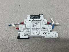 Allen Bradley 700-TBS24 Relay w/ AB 700-HLT1Z Ser A Relay Socket
