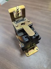 GE GENERAL ELECTRIC D300 B9 RELAY 600V 10 Amp