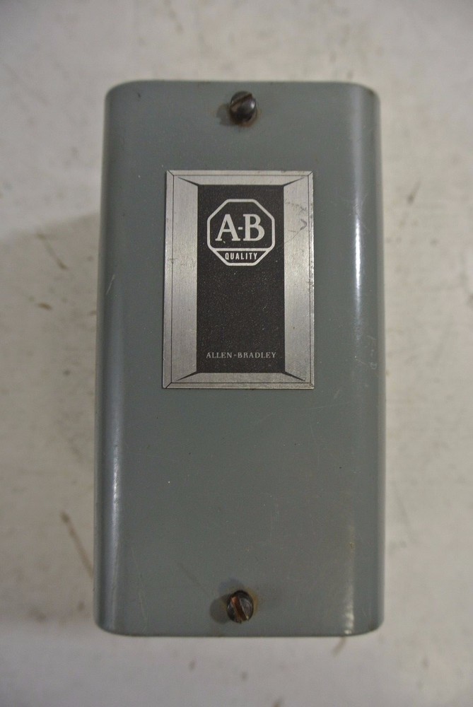 Used Allen Bradley 700-C 201A1 control relay with 85A86 120v coil