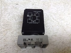 PS Syracuse TNR/D-02300 115 VAC/DC 1 Second Timer Relay Time TNRD02300 (TB)