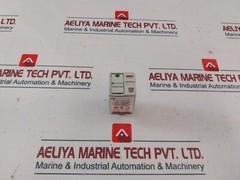 TELEMECANIQUE RUN 31A22 BD Relay Plug IEC255-1-00 10A 250VAC