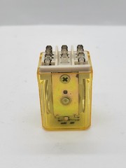 Idec RR3B-U General Purpose Relay w Socket 10A 3P 120V 11Pin 24V Coil