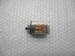 OMRON MK3P5-S RELAY 250VAC/28VDC LOT OF 2 NSNP