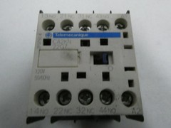 Telemecanique CA2KN 22G7 Control Relay 120v-ac