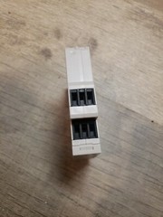 WIELAND R2.064.0390.0 Timer relay NGZ12-S AC/DC 24-240V