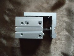 SMC MXH10-15Z Max. 0.7 MPa. Made in japan