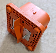 Tyco Electronics PA66-GF33 200A Fused Disconnect