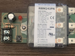 FUNCTIONAL DEVICES RIB RIBM243PN 30 AMP TRACK MOUNT CONTROL RELAY NEW OPEN BOX